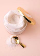 Load image into Gallery viewer, Snowdrop Fine Bathing Salts